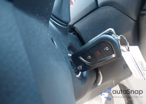 2024 Toyota Rav4 Le z USA, uszkodzony, nr VIN 2T3H1RFV8RW307772